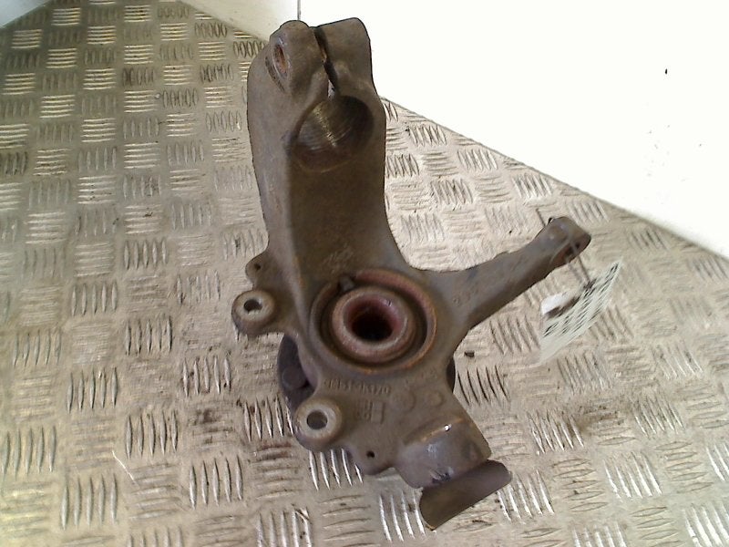 Fusee Rechts Voor Ford C-Max (DM2) (2007-02/2010-09), Gebruikt, Henry-Ford-Straße  1, Köln 50735, , Duitsland, Ford-Werke GmbH