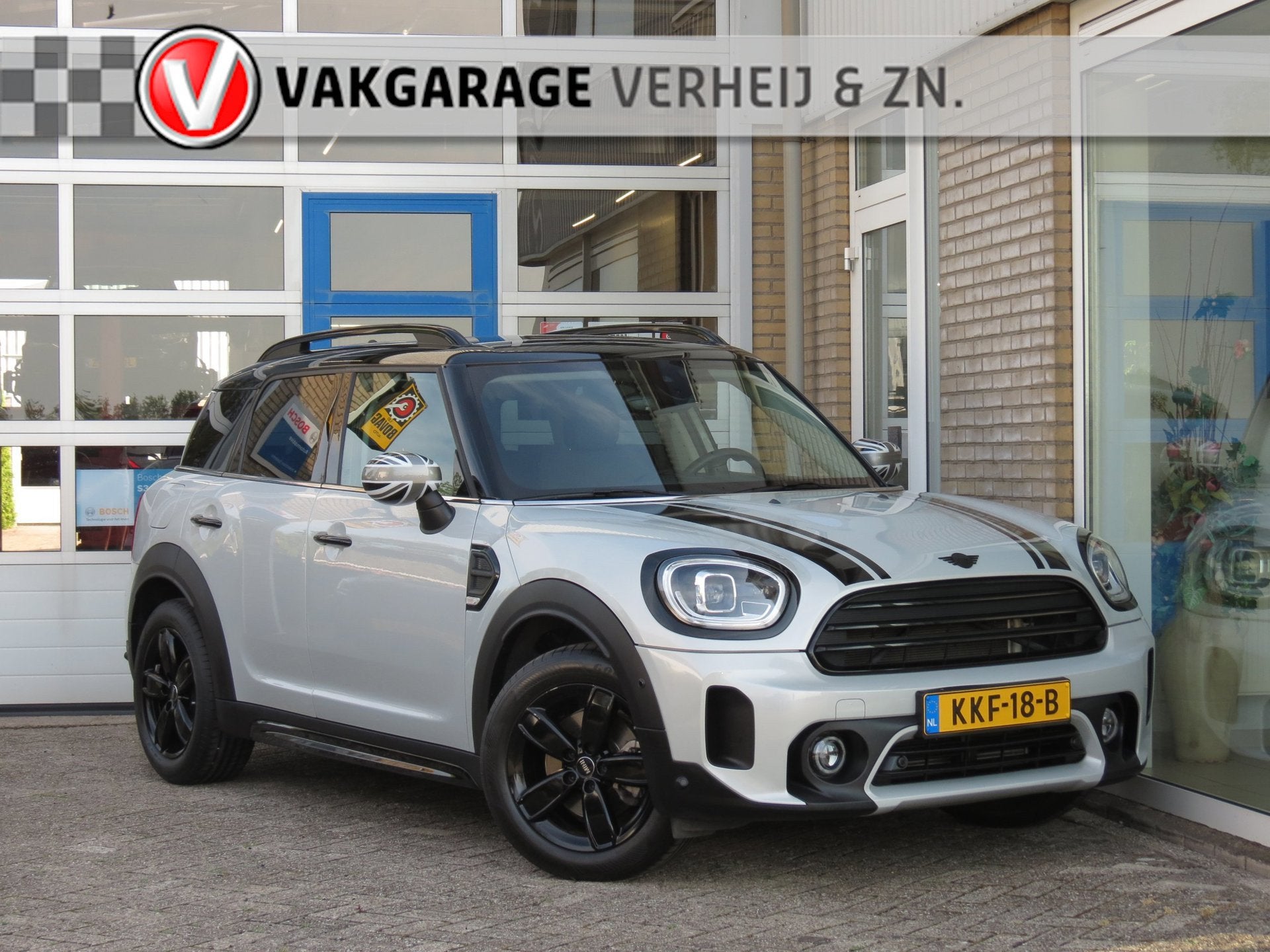 Mini Countryman 1.5 Cooper CarPlay|Camera|Navi|Sport Int.|Un, Auto's, Dealer onderhouden, 136 pk, Gebruikt, Countryman