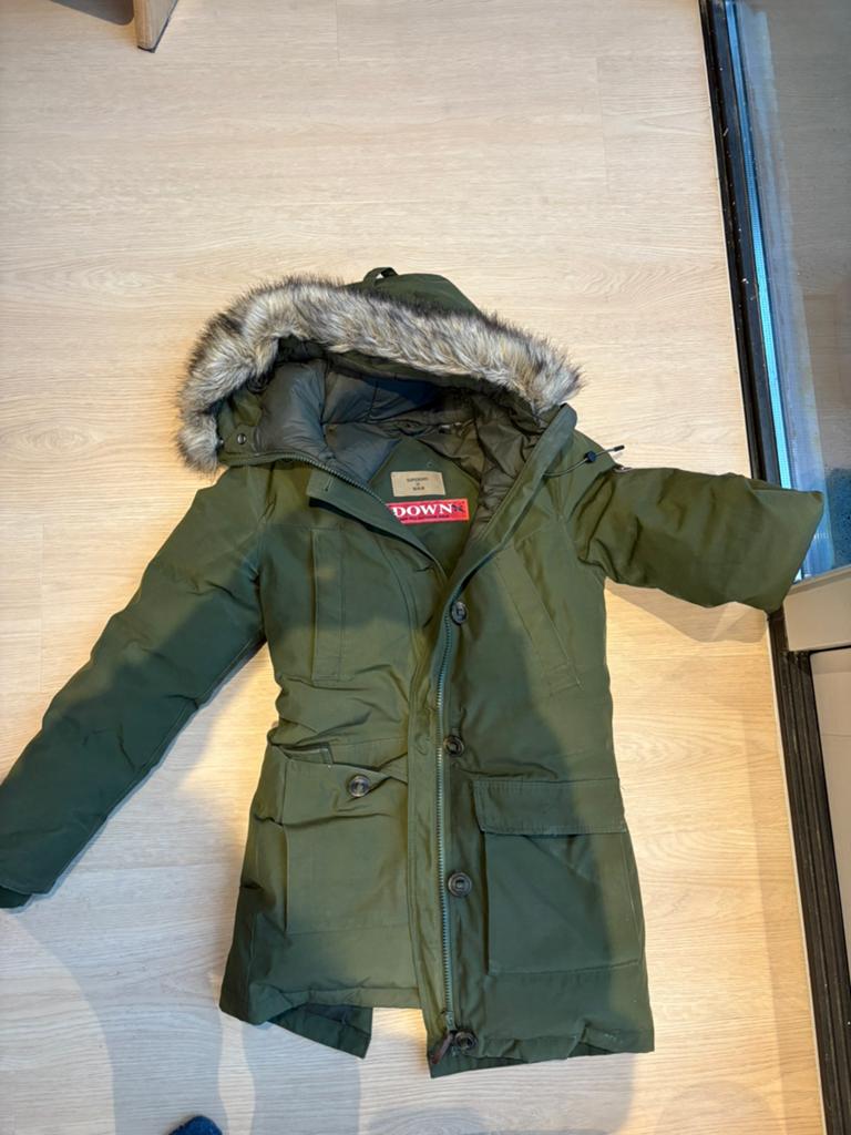Super dry winterjas dames, Ophalen of Verzenden, Zo goed als nieuw, Maat 38/40 (M), Groen