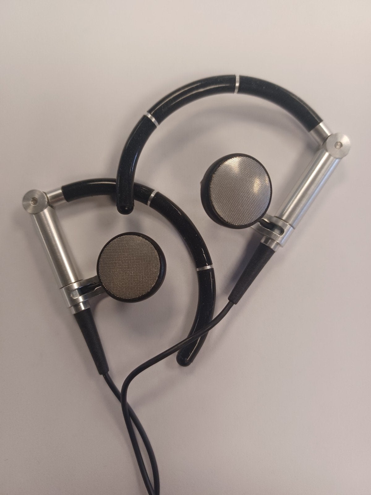 B&O A8  bedrade oordopjes met tasje, Audio, Tv en Foto, In-ear, Bang & Olufsen, Info@praalder.nl, Draagtas/etui