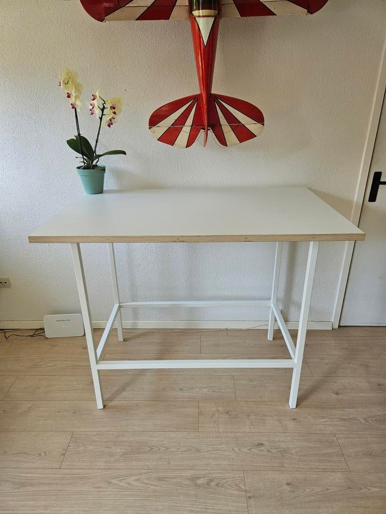 tafel statafel winkeldisplay bureau zgan, Ophalen, Zo goed als nieuw