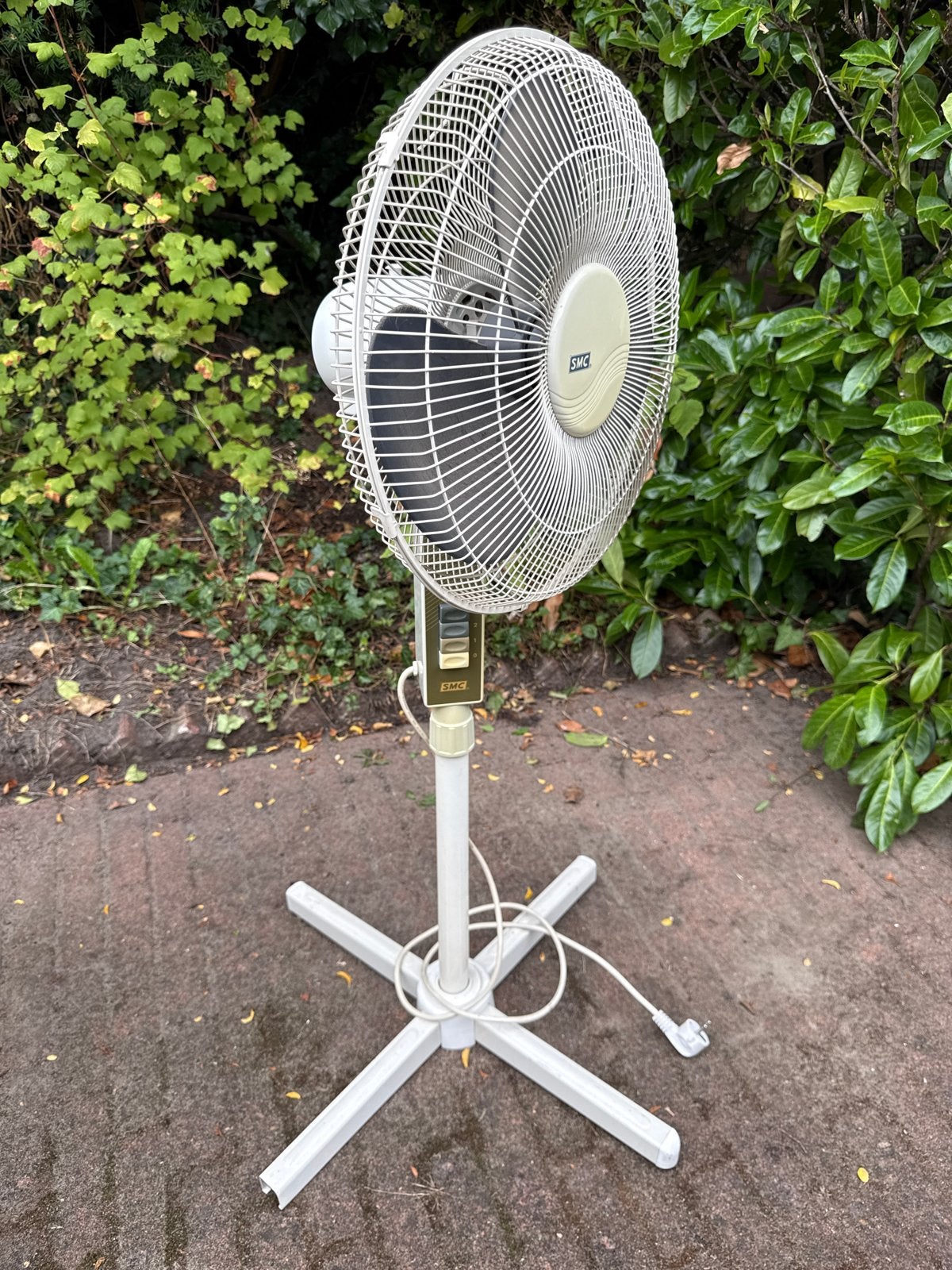 SMC Statiefventilator - Krachtige en Verstelbare Koeling, Witgoed en Apparatuur, Ophalen, Gebruikt, Statiefventilator