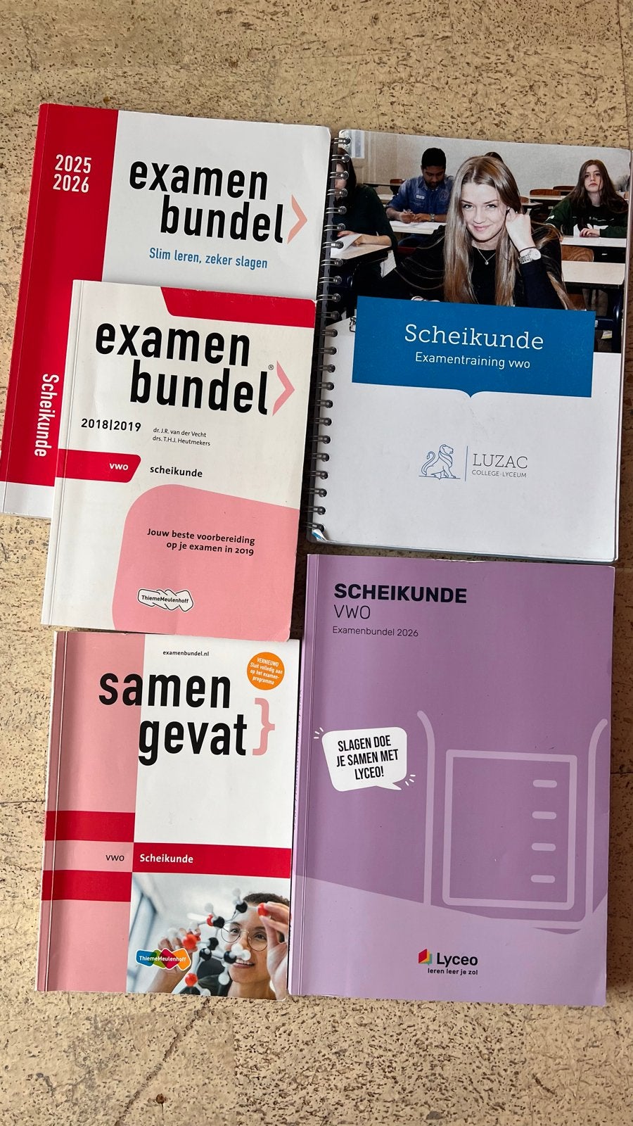 Lyceo Scheikunde VWO 2026  samengevat examenbundels training, Boeken, Schoolboeken, Ophalen of Verzenden, Gelezen, VWO, Scheikunde