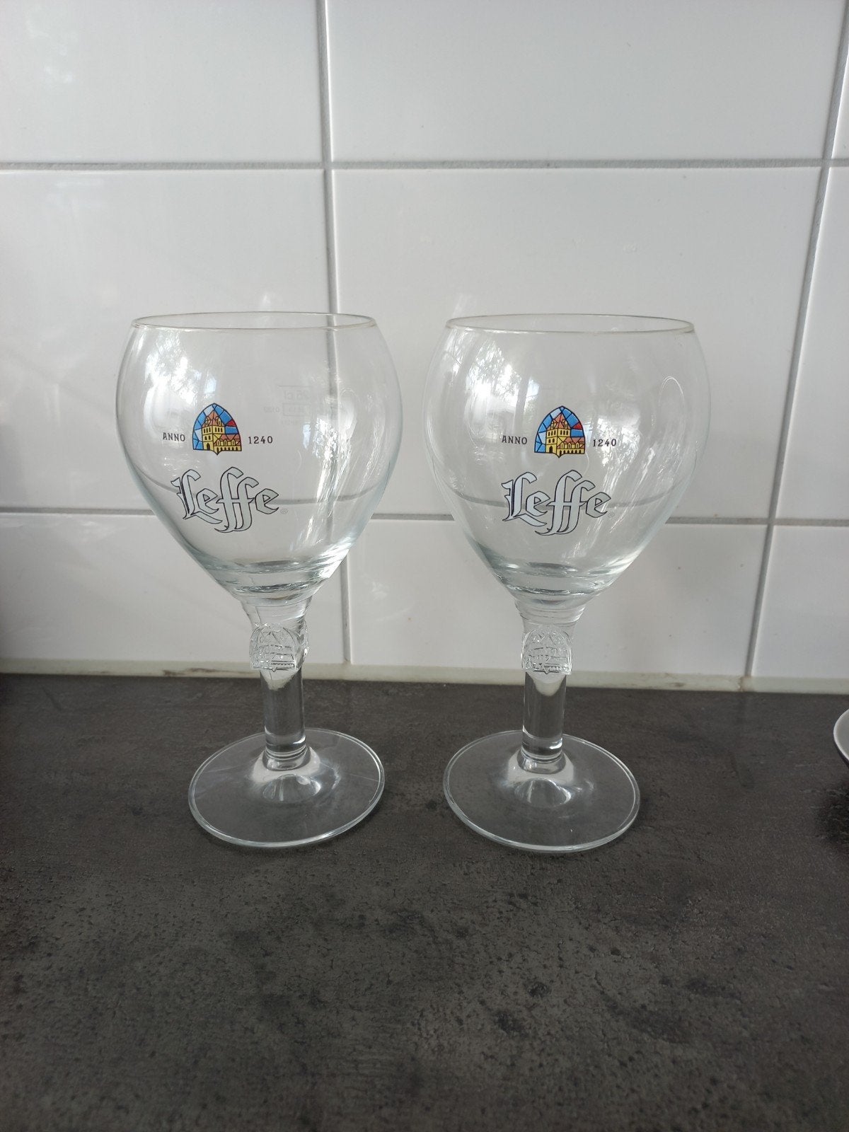 2 bierglazen Leffe, Verzamelen, Biermerken, Ophalen, Zo goed als nieuw, Glas of Glazen, Overige merken