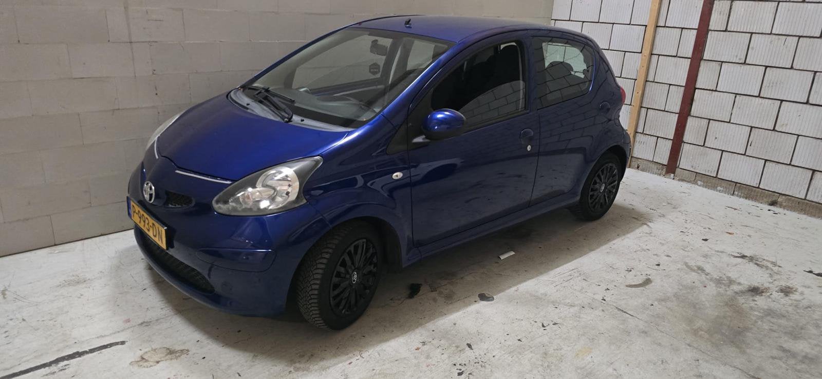 Toyota Aygo 1.0-12V – Zuinig & Betrouwbaar, Ophalen, Zo goed als nieuw
