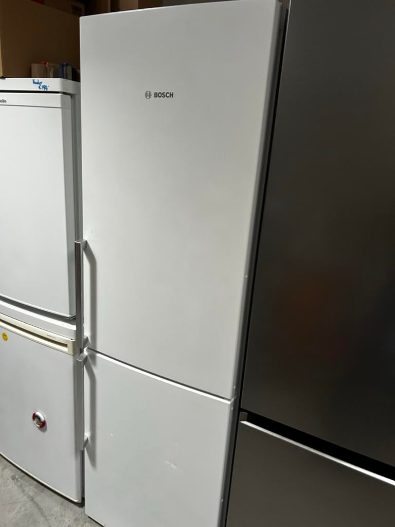 Bosch koelvriescombinatie- refurbished- wytguod - garantie, Witgoed en Apparatuur, 60 cm of meer, Refurbished, Energieklasse A of zuiniger