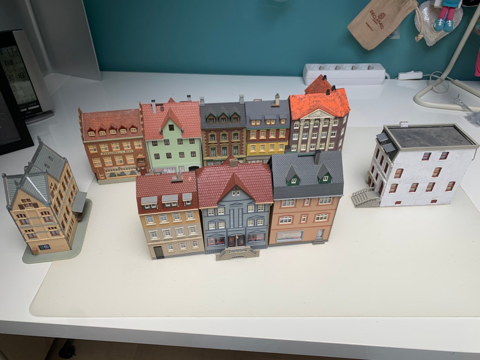 Set van 10 stadshuizen H0, Hobby en Vrije tijd, Ophalen of Verzenden, Zo goed als nieuw, Gelijkstroom of Wisselstroom, Overige merken