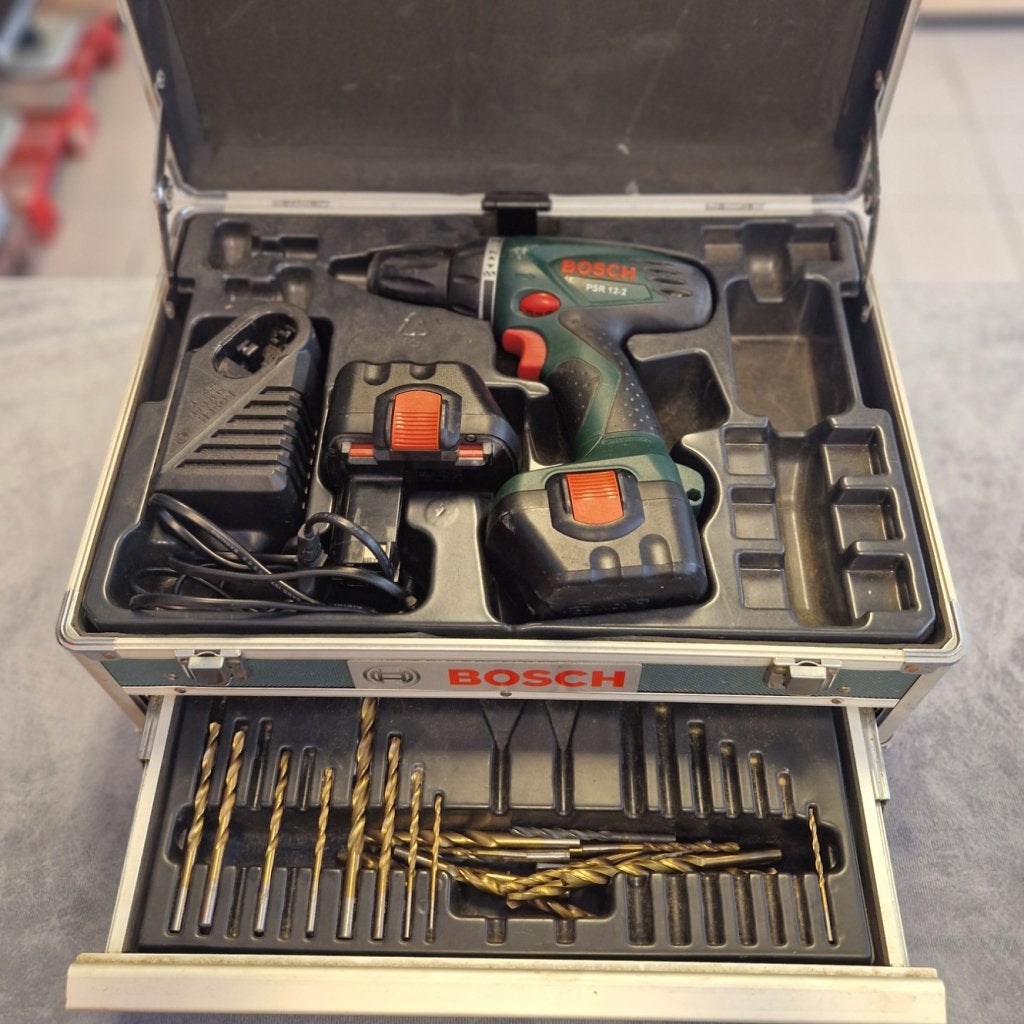 Bosch PSR 12-2 Boormachine Set + Extra Accu + Boortjes - In, Bosch, Gebruikt, Support@bosch.com, Robert Bosch GmbH
Robert-Bosch-Platz 1
70839 Gerlingen-SchillerhÃ¶he
Germany