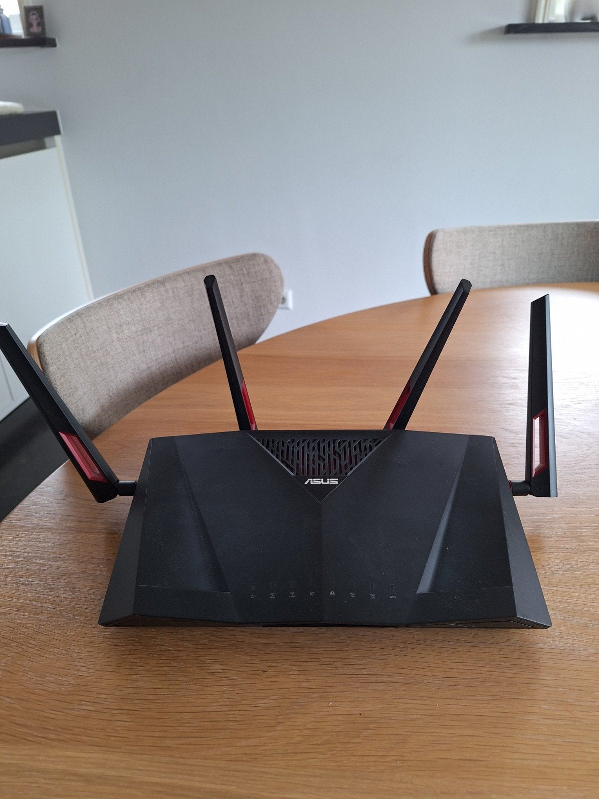 ASUS AC3100 RT-AC88U Dual Band Gigabit Router werkt perfect, Computers en Software, Routers en Modems, Ophalen of Verzenden, Zo goed als nieuw