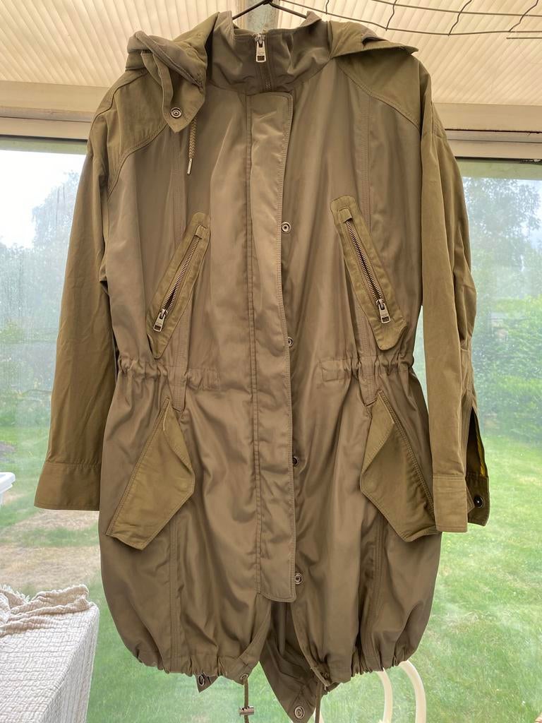 Stijlvolle Calvin klein kaki parka met capuchon - Maat M, Kleding | Dames, Jassen | Zomer, Gedragen, Maat 38/40 (M), Groen, Ophalen of Verzenden