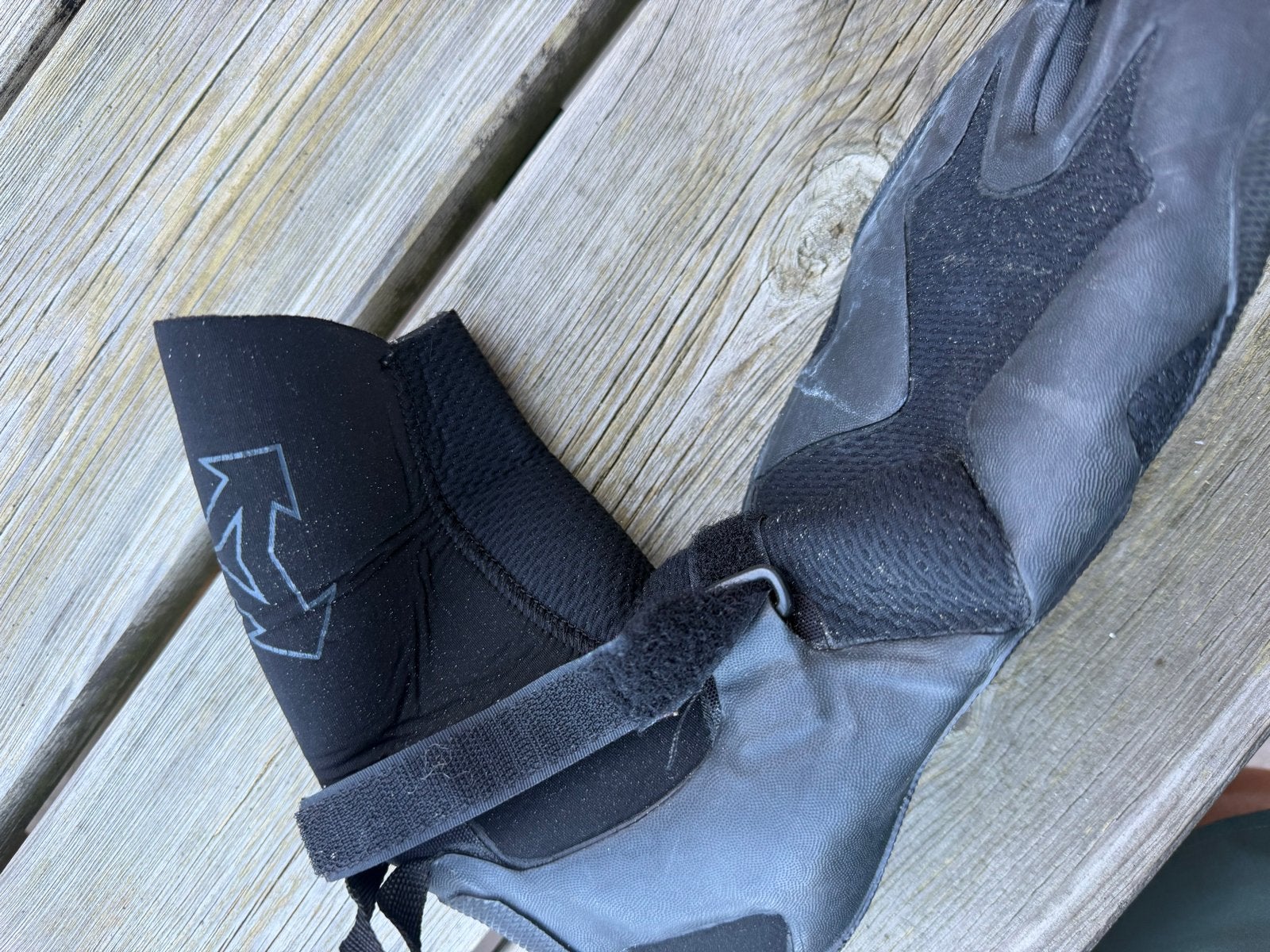 Xcel Infiniti 5/0mm surfschoenen - Zo goed als nieuw, Ophalen, Zo goed als nieuw, Dame of Heer, Zeil- of Surfschoenen