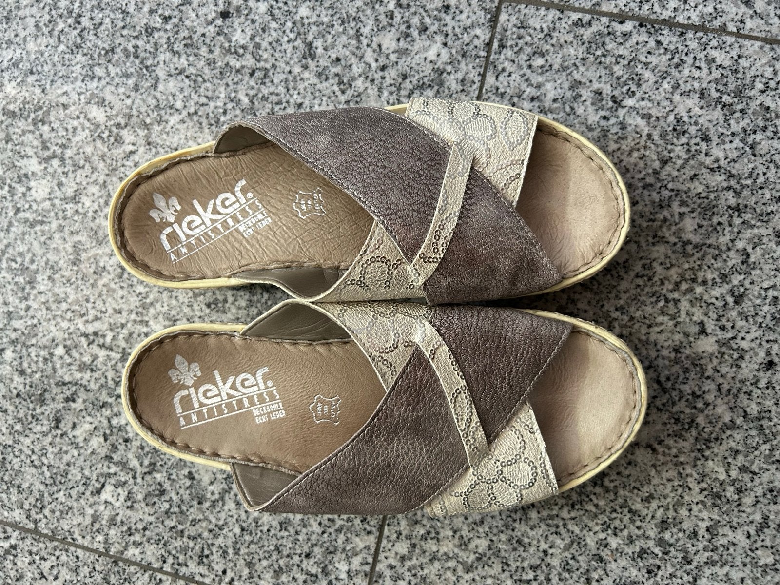 Rieker Antistress Slippers - Maat 38, Ophalen, Gedragen, Bruin, Slippers