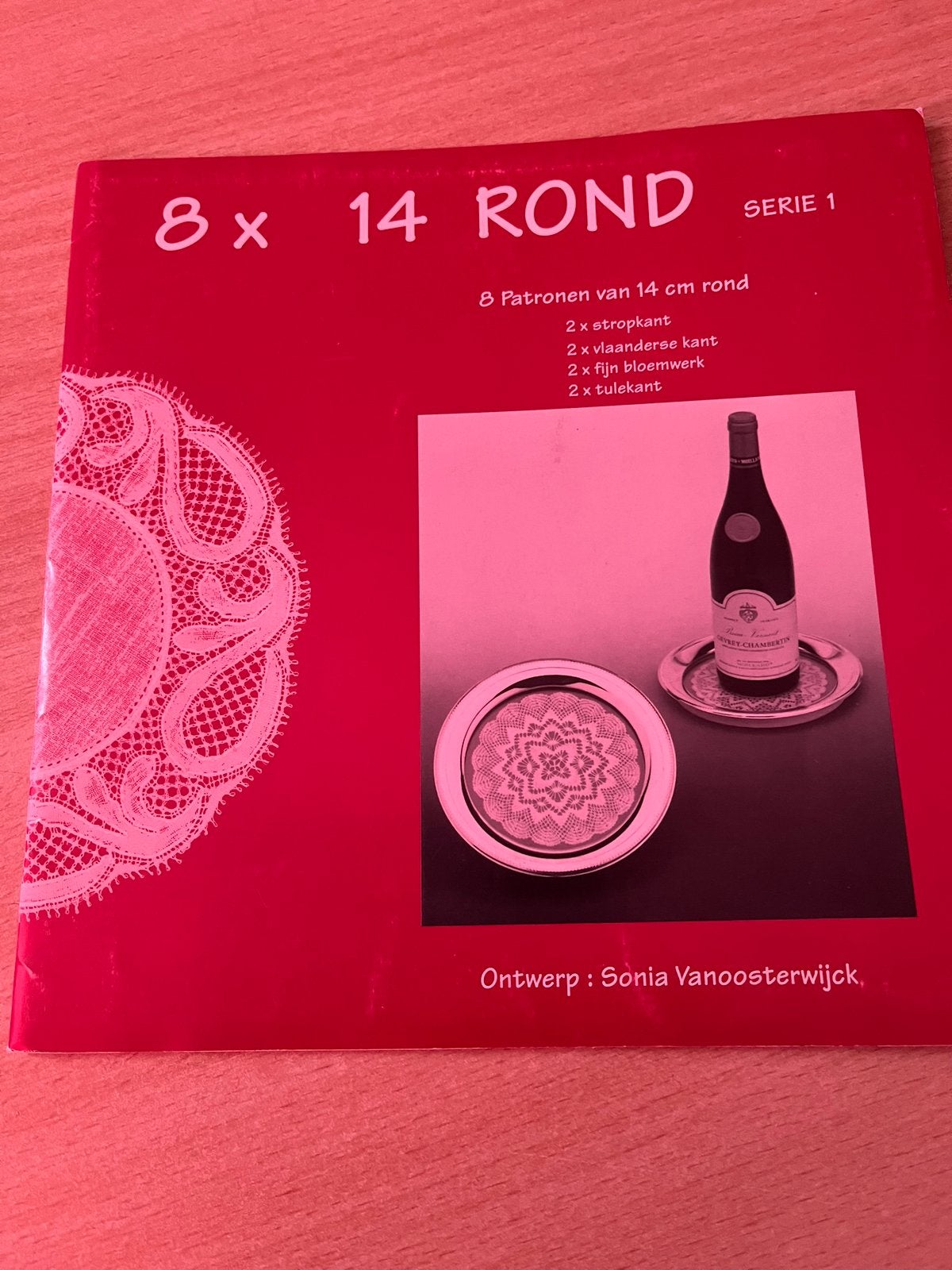 8 x 14 rond, serie 1, Sonia Vanoosterwijck., Ophalen of Verzenden, Zo goed als nieuw