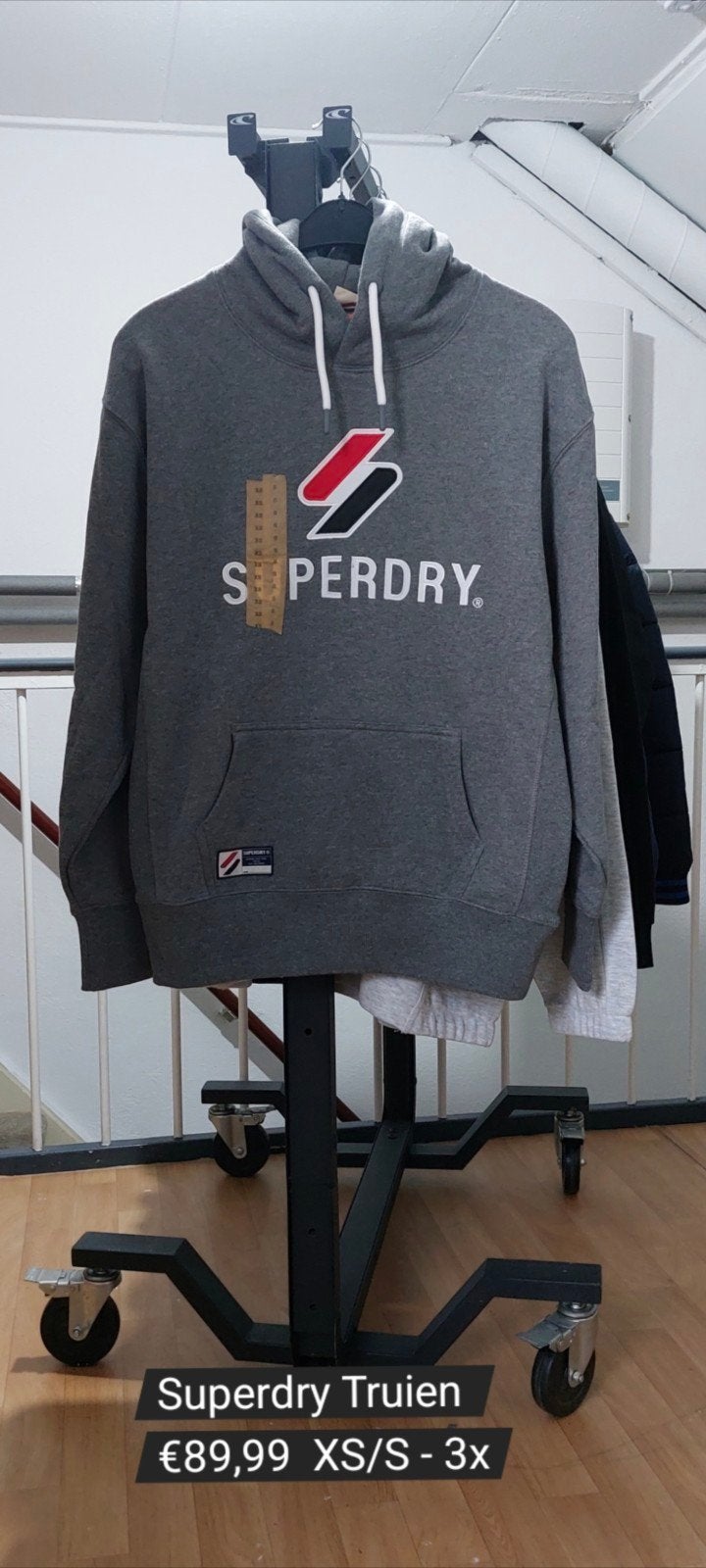 Partij Merkkleding Superdry Te Koop! Nieuw 100% origineel!, Kleding | Heren, Ophalen of Verzenden, Nieuw