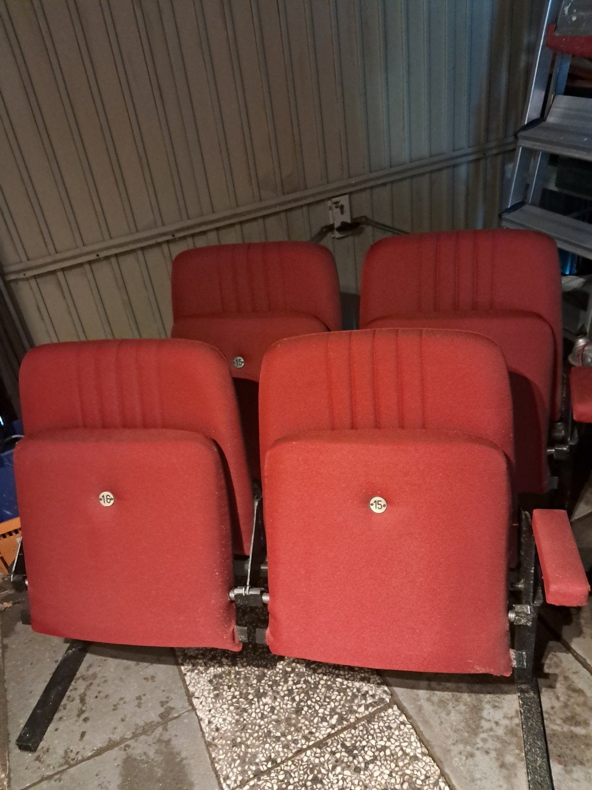2 Setjes bioscoop stoelen
 mancave, Ophalen, Gebruikt