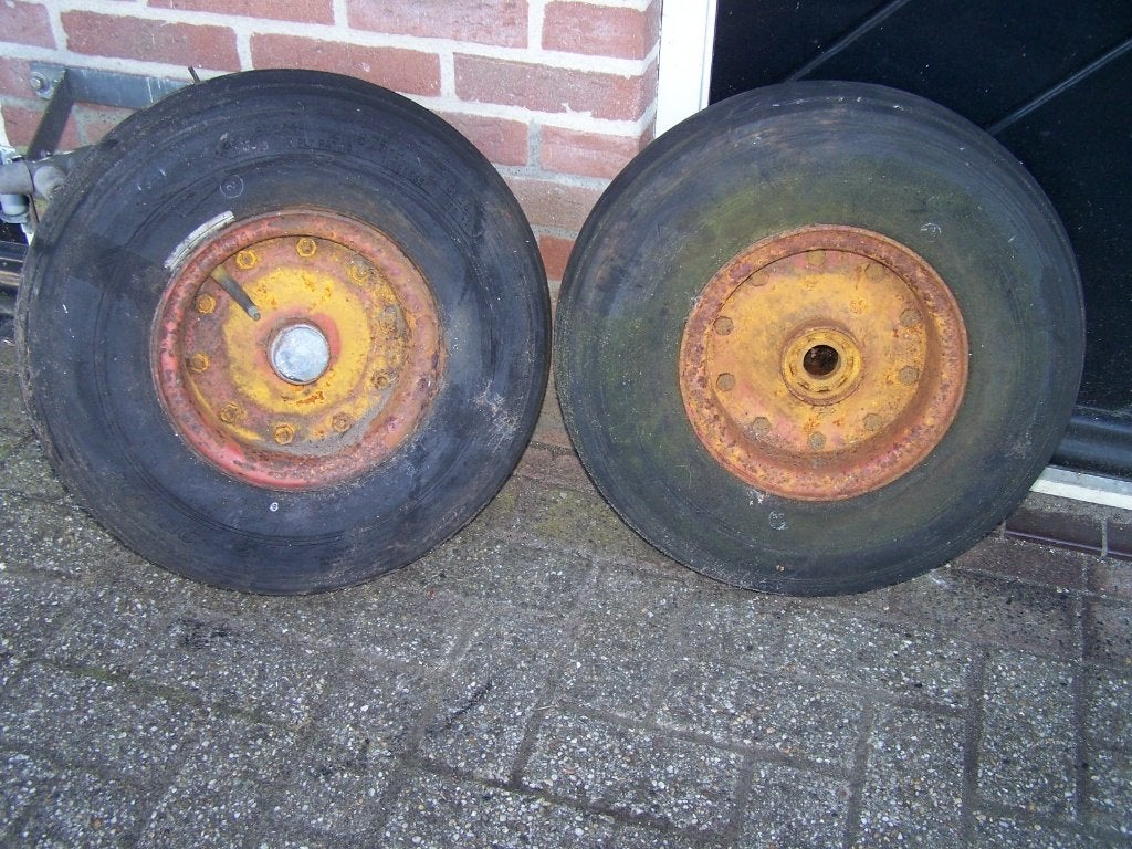 aanhanger wielen , aanhangerwielen , kar wielen , wielen, Ophalen, Gebruikt