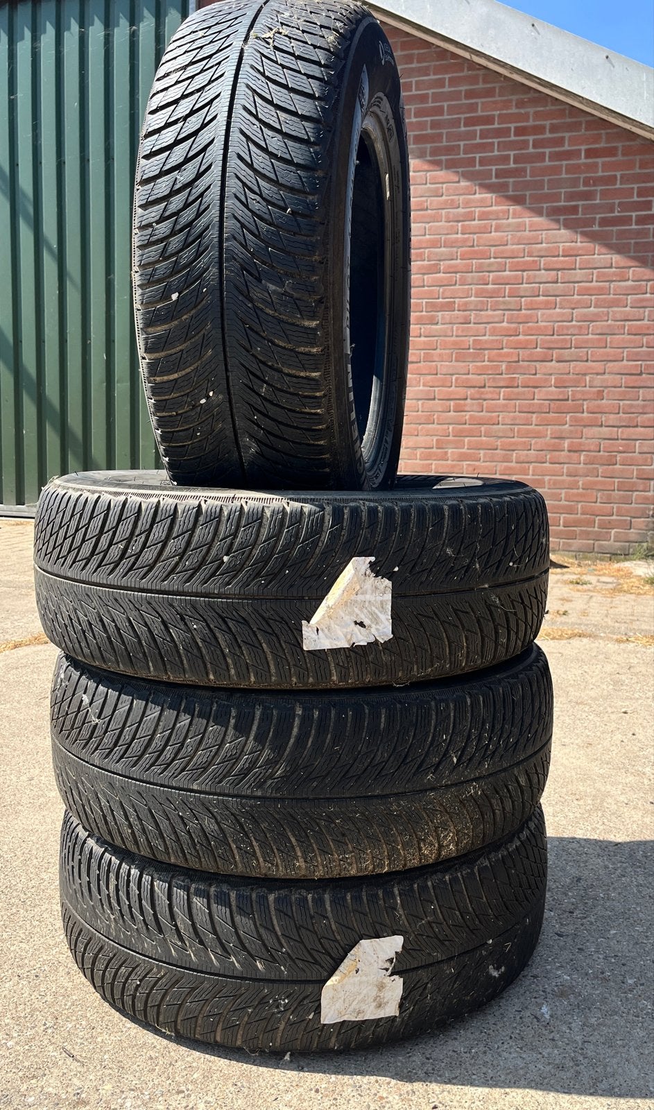 Bijna nieuwe Michelin Winterbanden 235/65 R17 | Alpin SUV, Ophalen, Gebruikt, 17 inch, Winterbanden