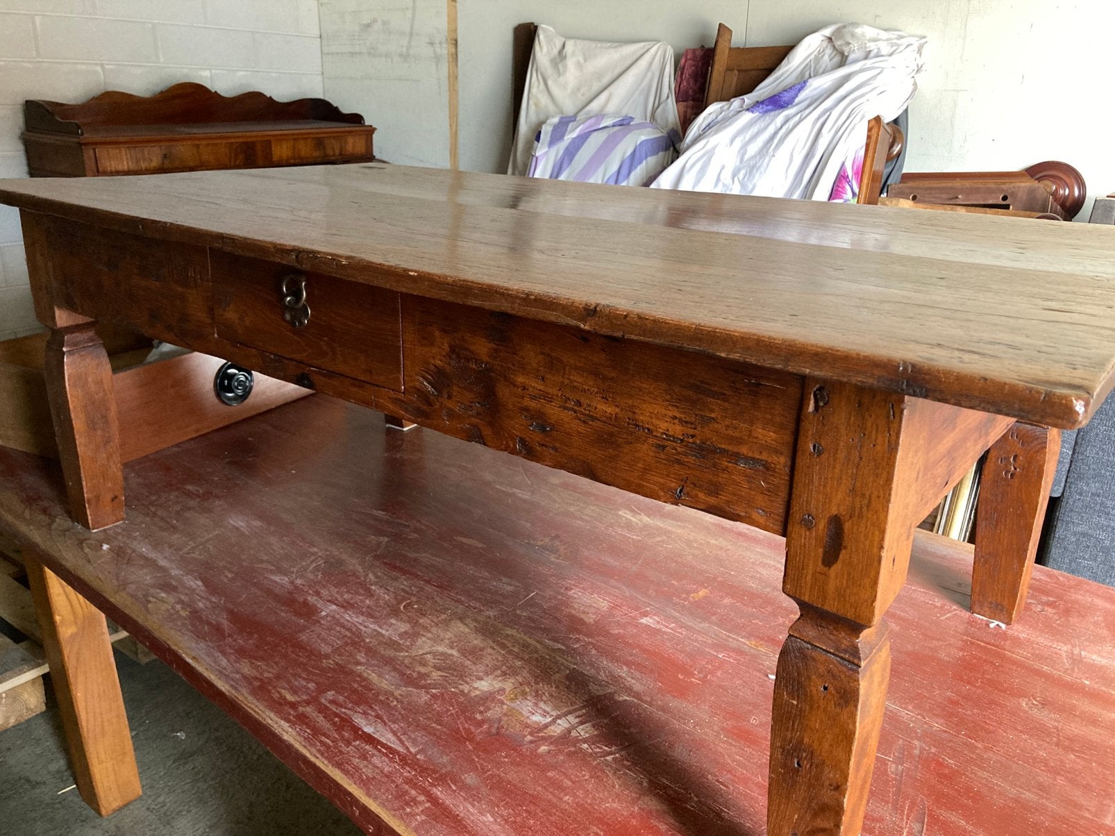 Antieke salontafel 143x77cm, Ophalen