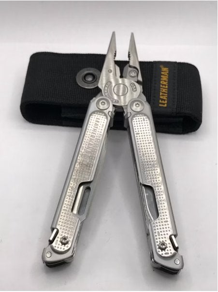 LEATHERMAN Free P2 multitool zakmes NIEUW, Maarten@MrMultitool.com, Nieuw, Ophalen of Verzenden, MrMultitool.com