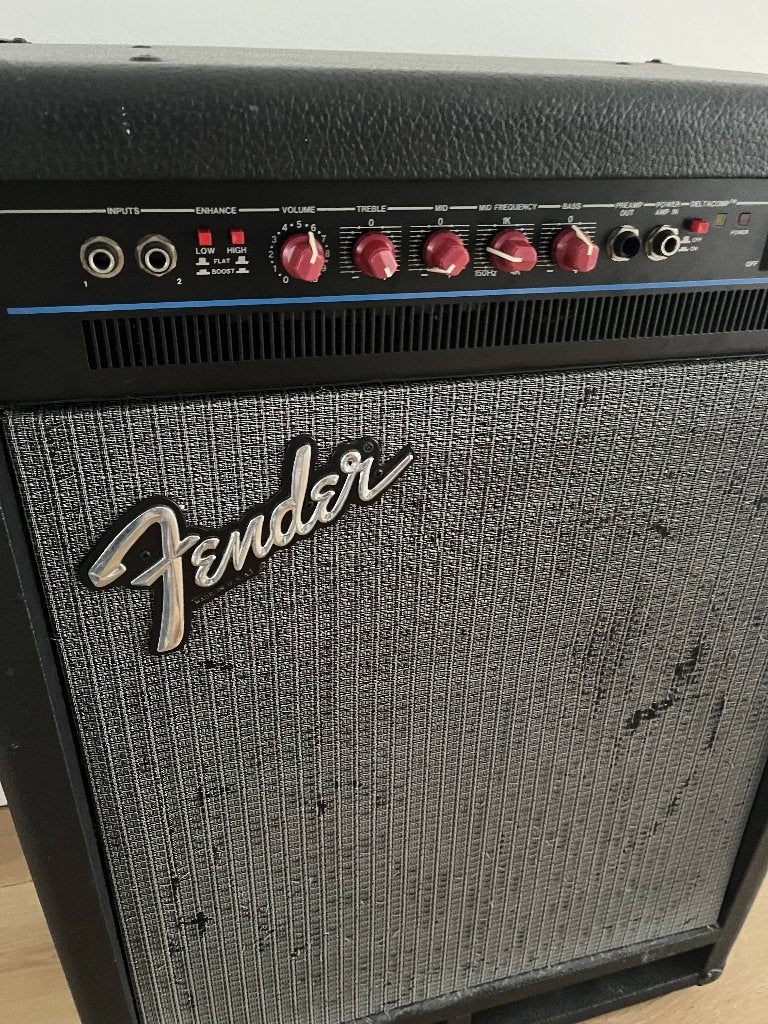 Fender Basversterker BXR300C (basgitaar), Muziek en Instrumenten, Versterkers | Bas en Gitaar, Ophalen, Gebruikt, Basgitaar, 100 watt of meer