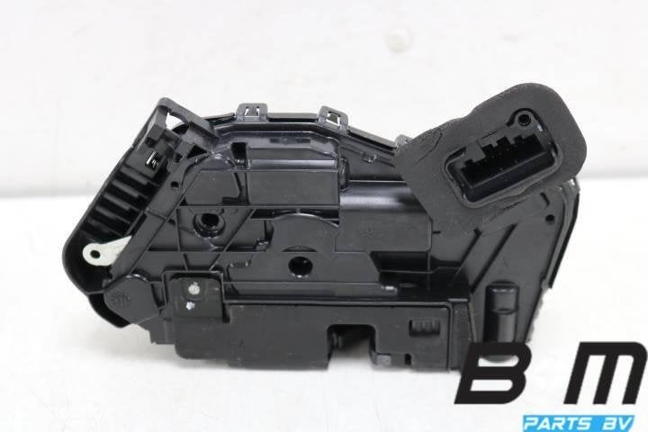 Portierslot rechtsvoor VW Tiguan 5NA 5NB837016C, Gebruikt