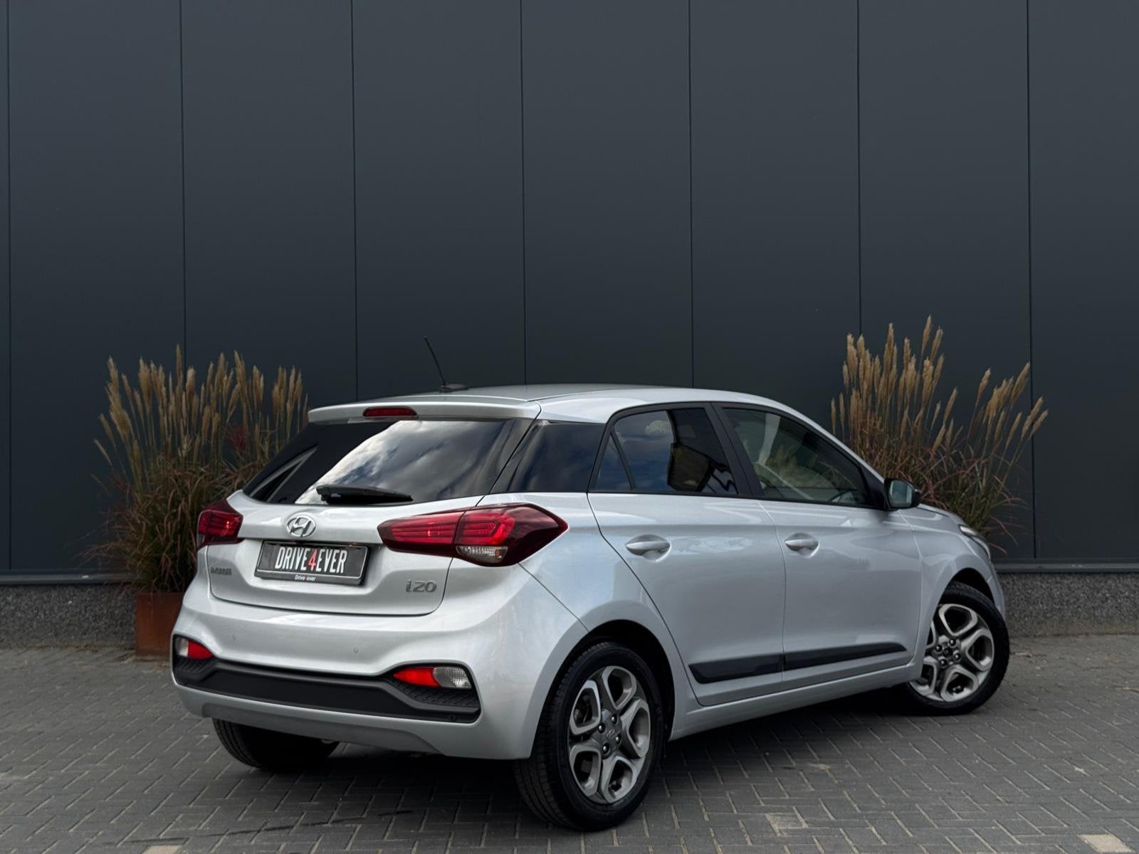 Hyundai I20 1.2 i-Motion LAGE KMSTAND|AIRCO|CR CONTROL|ELEK, Auto's, Voorwielaandrijving, Dealer onderhouden, Stof, Gebruikt