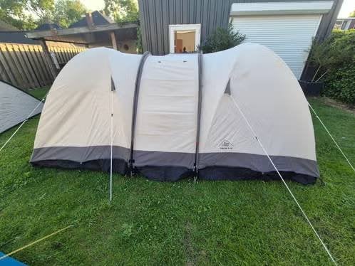 Basecamp Cancun IV, Ophalen, Gebruikt, Tot en met 2