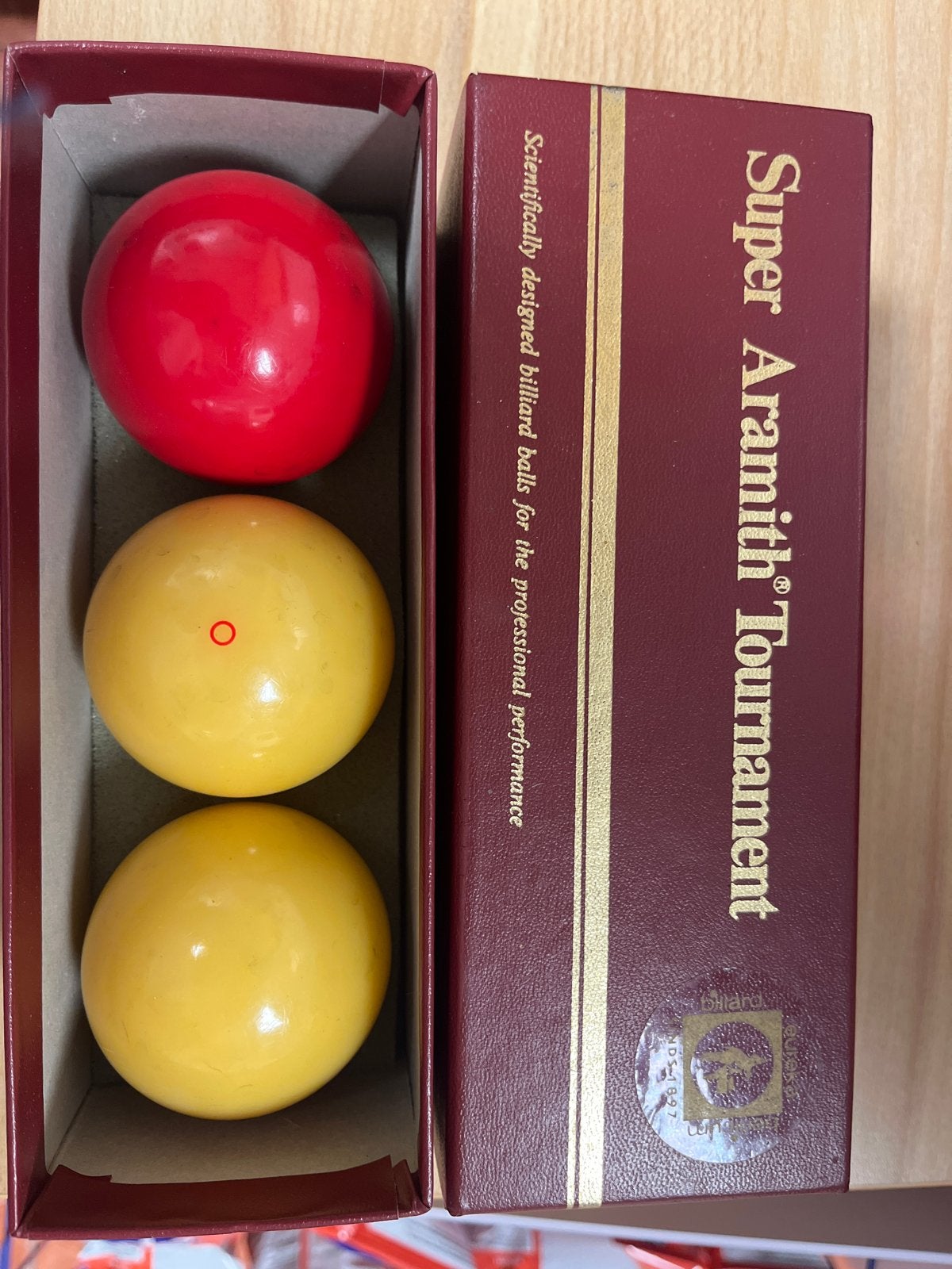Super Aramith Tournament Biljartballen Set, Sport en Fitness, Ophalen, Gebruikt, Keu of Ballen