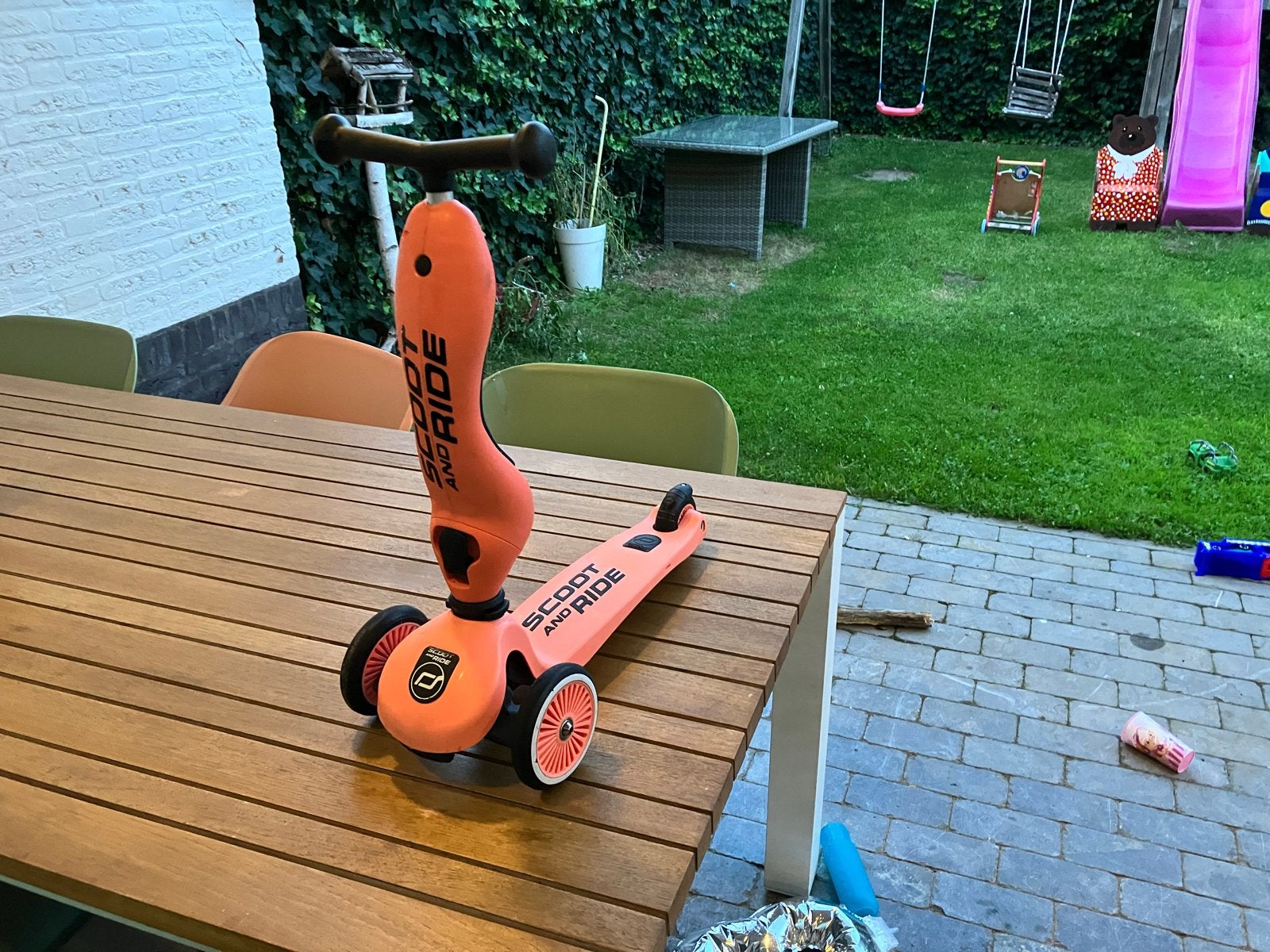 Scoot and Ride Highwaykick 1 - Roze step en loopfiets, Ophalen of Verzenden, Zo goed als nieuw, Gewone step