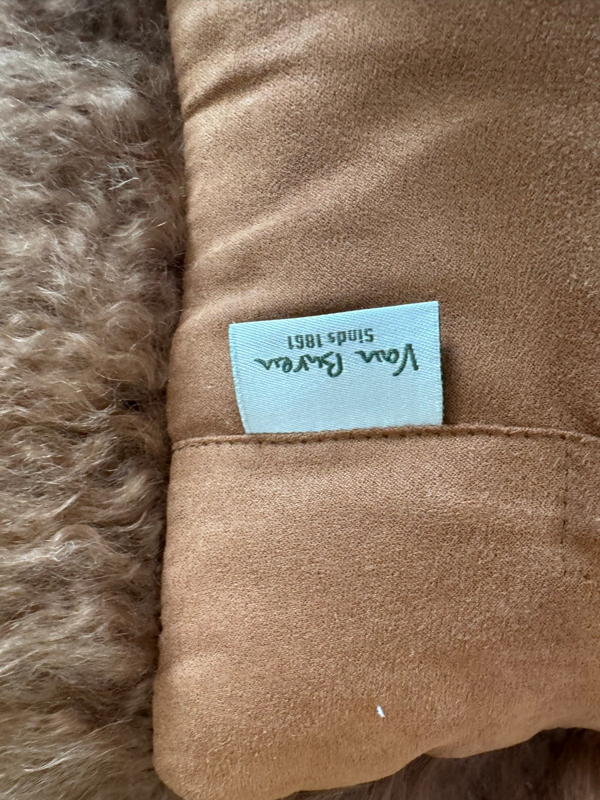 Groot harig plaid en 3 harige kussens - Nieuw!, Meerkleurig, Vierkant, Nieuw, Sierkussen