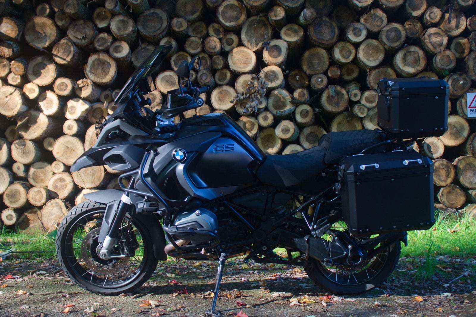 BMW R1200GSA - 2016 - 32000km - all black, 2 cilinders, Occasion, Motorrijbewijs A, Bedrijf