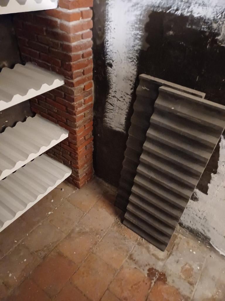 2 Gardevin Lavastenen Wijnrek Platen - 110 cm, Ophalen, Gebruikt, Overige materialen