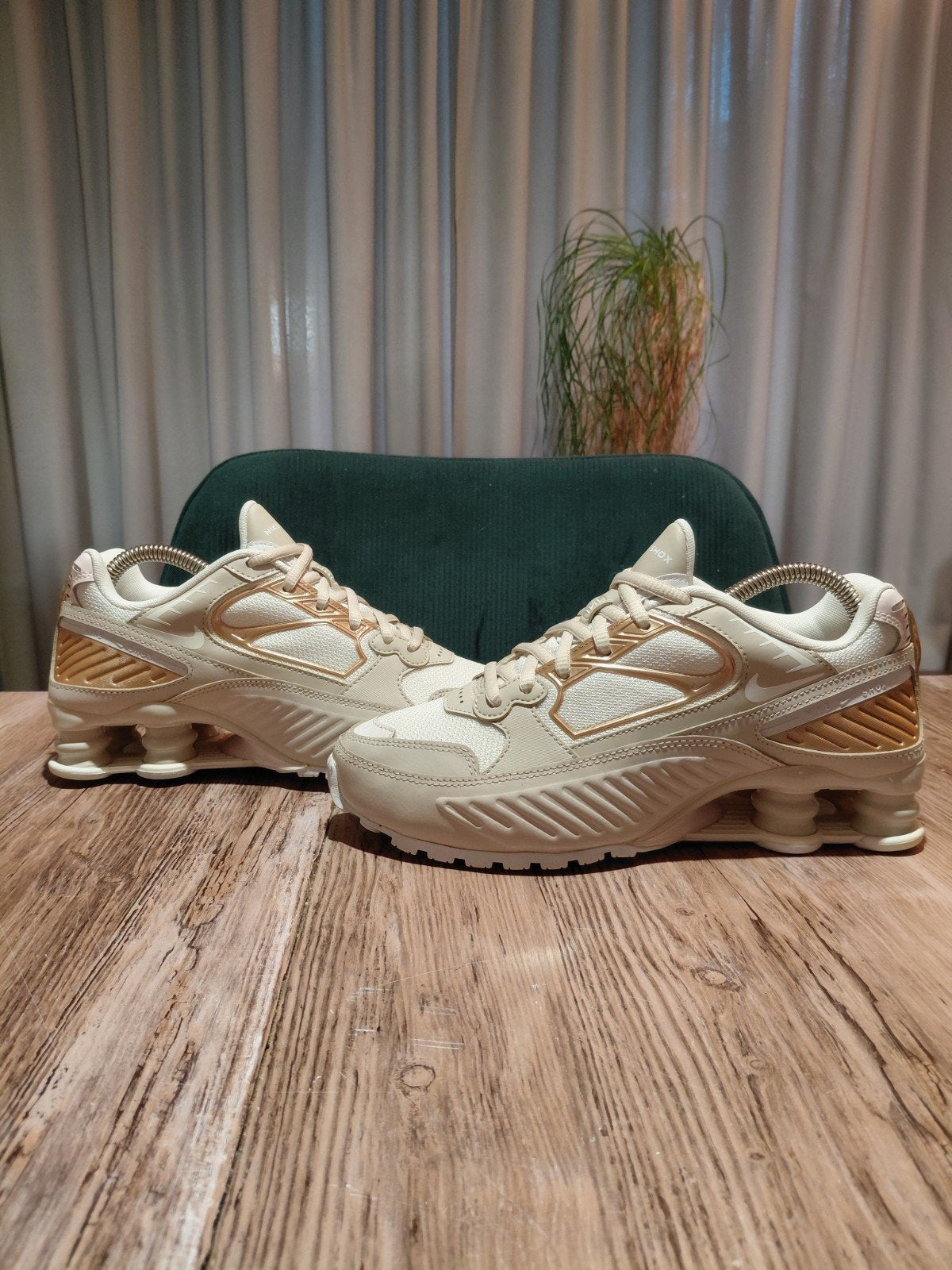 Nike Shox Enigma 'Desert Sand' Size 37,5, Wit, Nike, Ophalen of Verzenden, Sneakers of Gympen