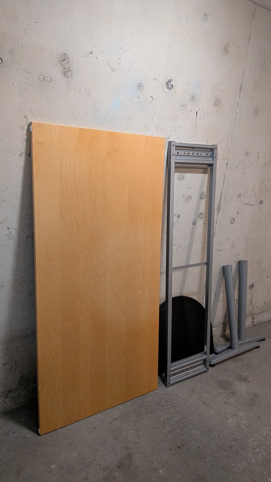 IKEA Galant bureau met beukenblad en grijs onderstel, Ophalen, Gebruikt