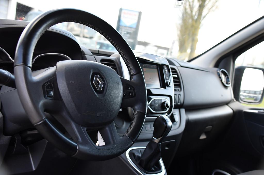 Renault Trafic 2.0 dCi 170 T29 L2H1 DC Luxe Black Edition Ca, Auto's, Bestelauto's, Stof, Gebruikt, Euro 6, 4 cilinders