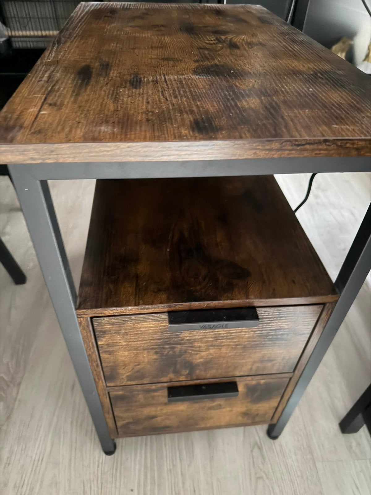Bijzettafel, Huis en Inrichting, Tafels | Bijzettafels, Minder dan 55 cm, Zo goed als nieuw, Rechthoekig, Ophalen