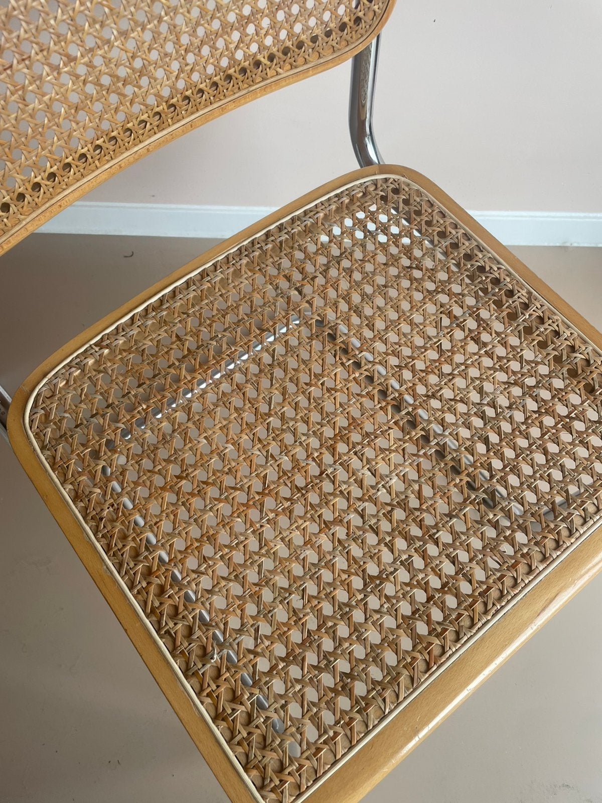 Foto 6 van Marcel Breuer stoel zitting repareren? Nu voor €55!