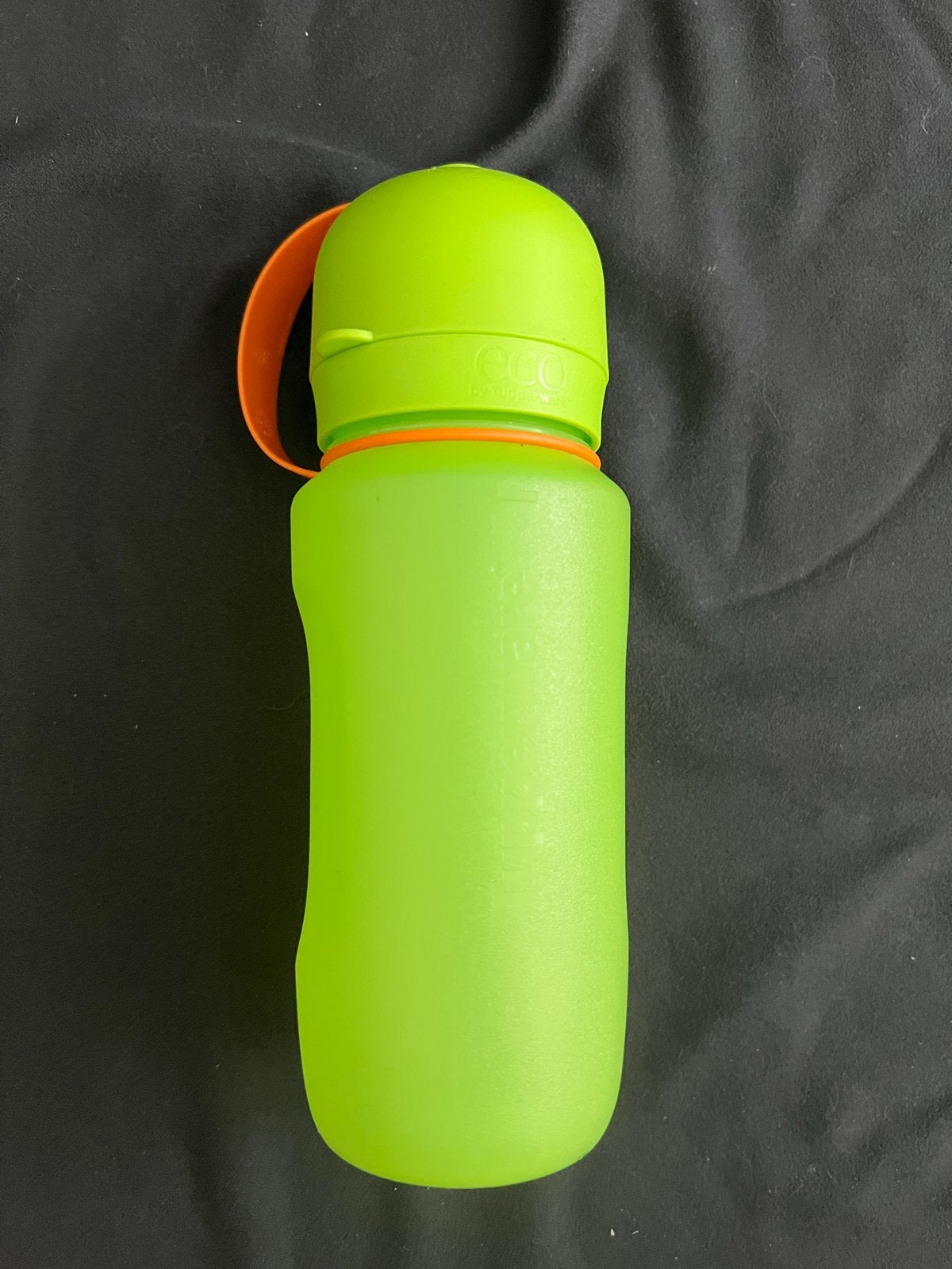 Tupperware Eco Life Bidon Beker - Groen, Huis en Inrichting, Keuken | Tupperware, Ophalen of Verzenden, Zo goed als nieuw, Groen