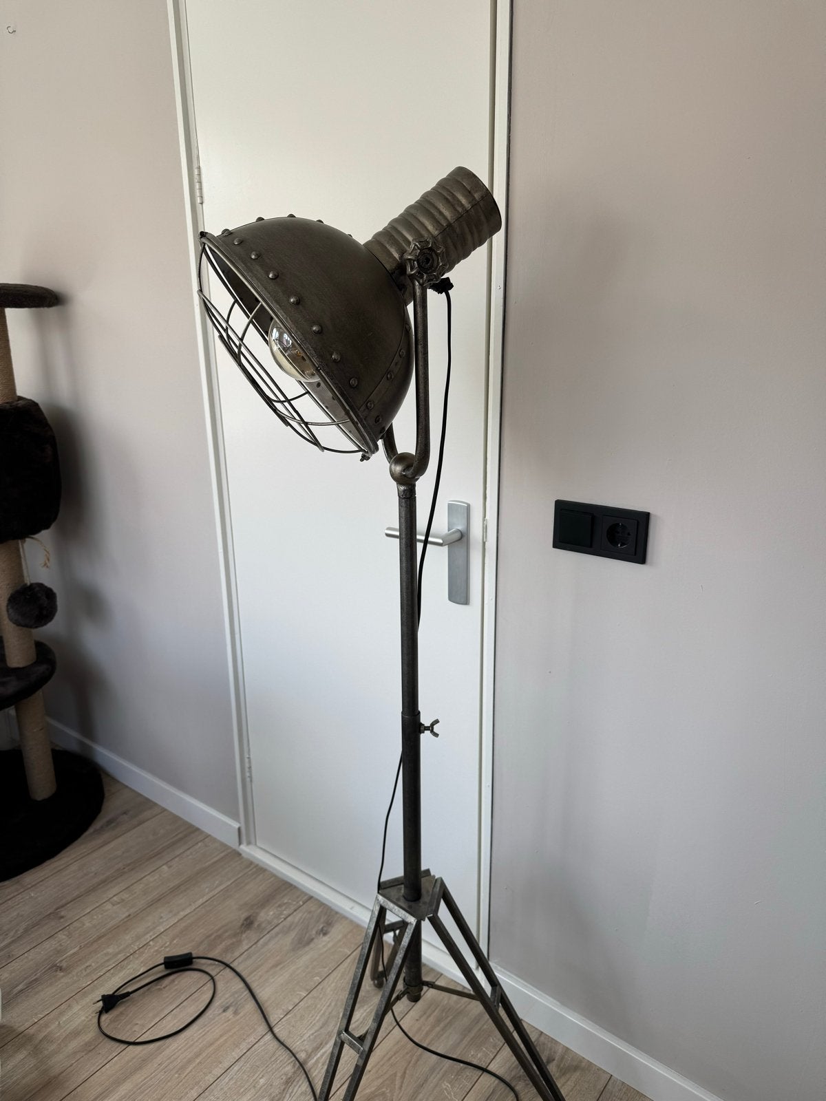 Industriële Vloerlamp met Statief - Metaal, Ophalen, Gebruikt, E27 (groot), Metaal