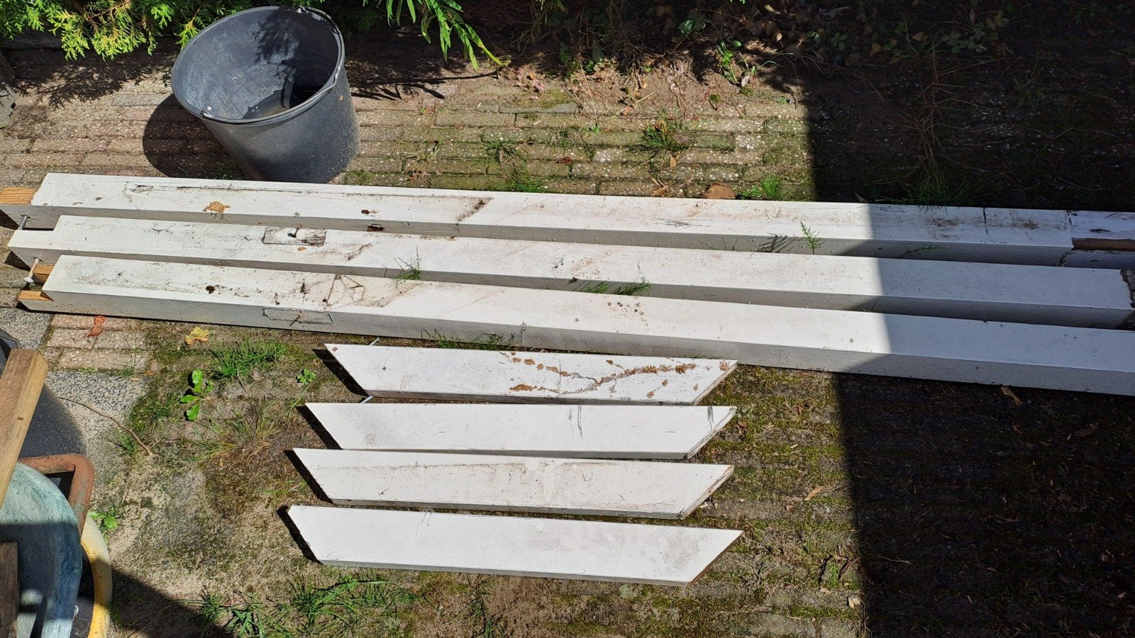 Gratis houten palen., Ophalen