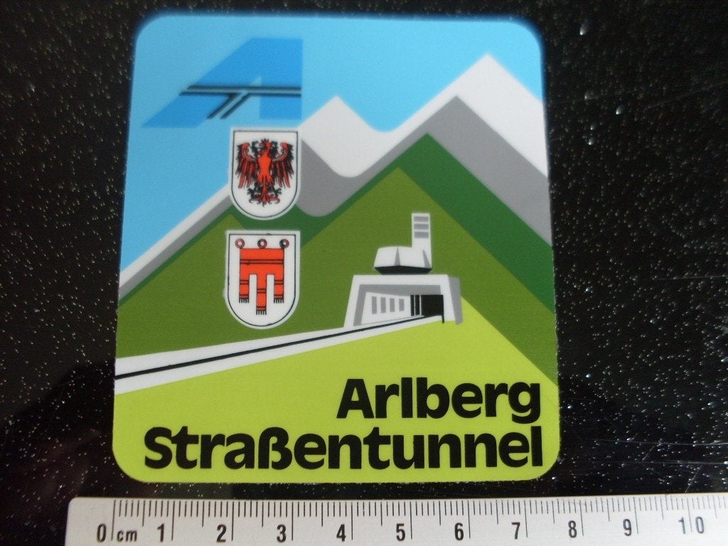 ruit sticker arlberg strassentunnel logo embleem vintage, Verzenden, Zo goed als nieuw, Auto of Motor