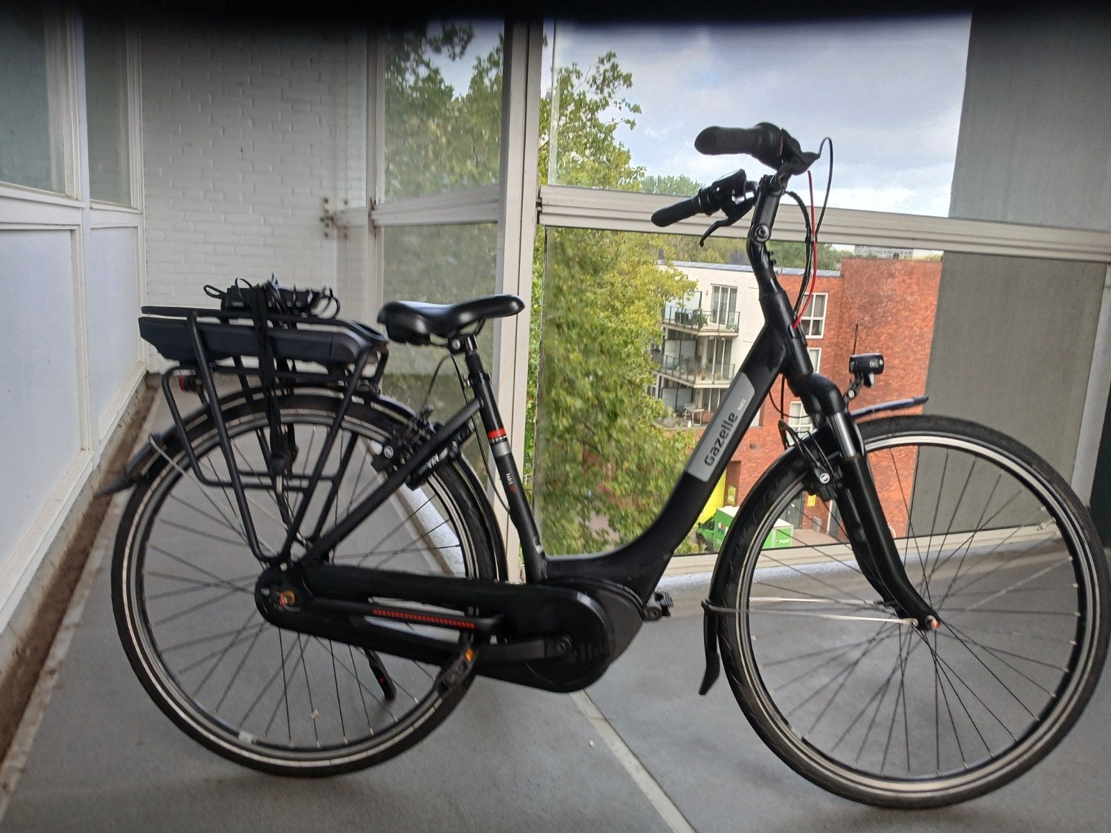 gazelle paris e bike 2022 lage km stand, 47 tot 51 cm, Ophalen of Verzenden, Zo goed als nieuw, Gazelle