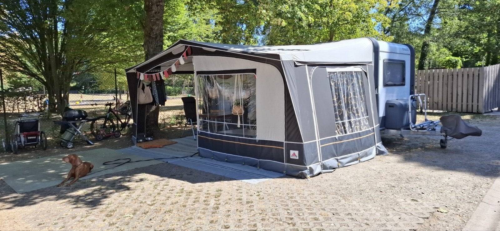 Unieke Knaus Deseo 500 Family - STAPELBED - MOVER - VOORTENT, Treinzit, Particulier, 5 tot 6 meter, Knaus