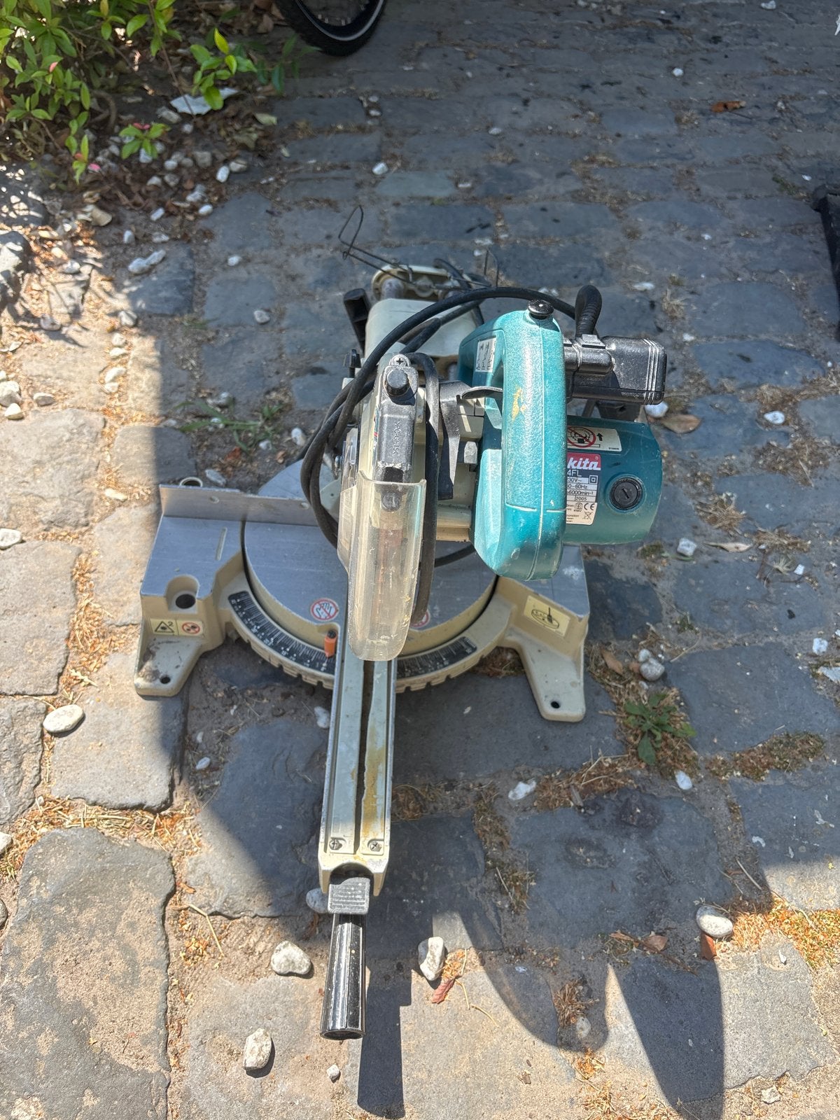 Makita LS0714FL Afkortzaag - Gebruikt, Gebruikt, 600 tot 1200 watt, Ophalen of Verzenden, Afkortzaag