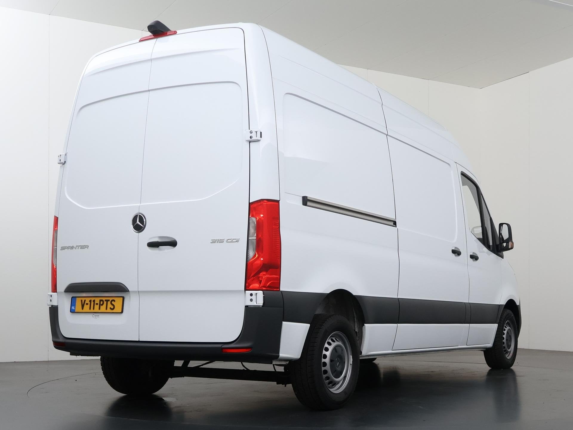 Mercedes-Benz Sprinter 315 CDI | L2 H2 | FWD | AUT. | AIRCO, Stof, Gebruikt, Euro 6, 4 cilinders