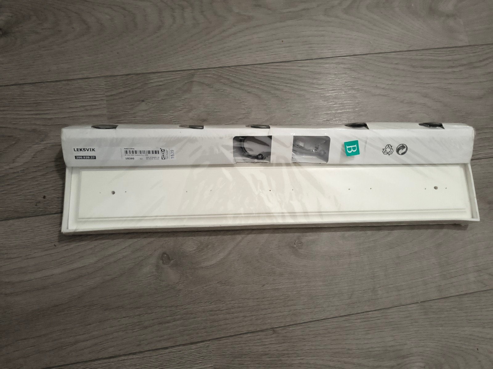 Nieuwe IKEA Leksvik wandkapstok met 5 haken, Ophalen of Verzenden, Nieuw, Hout, Wandkapstok
