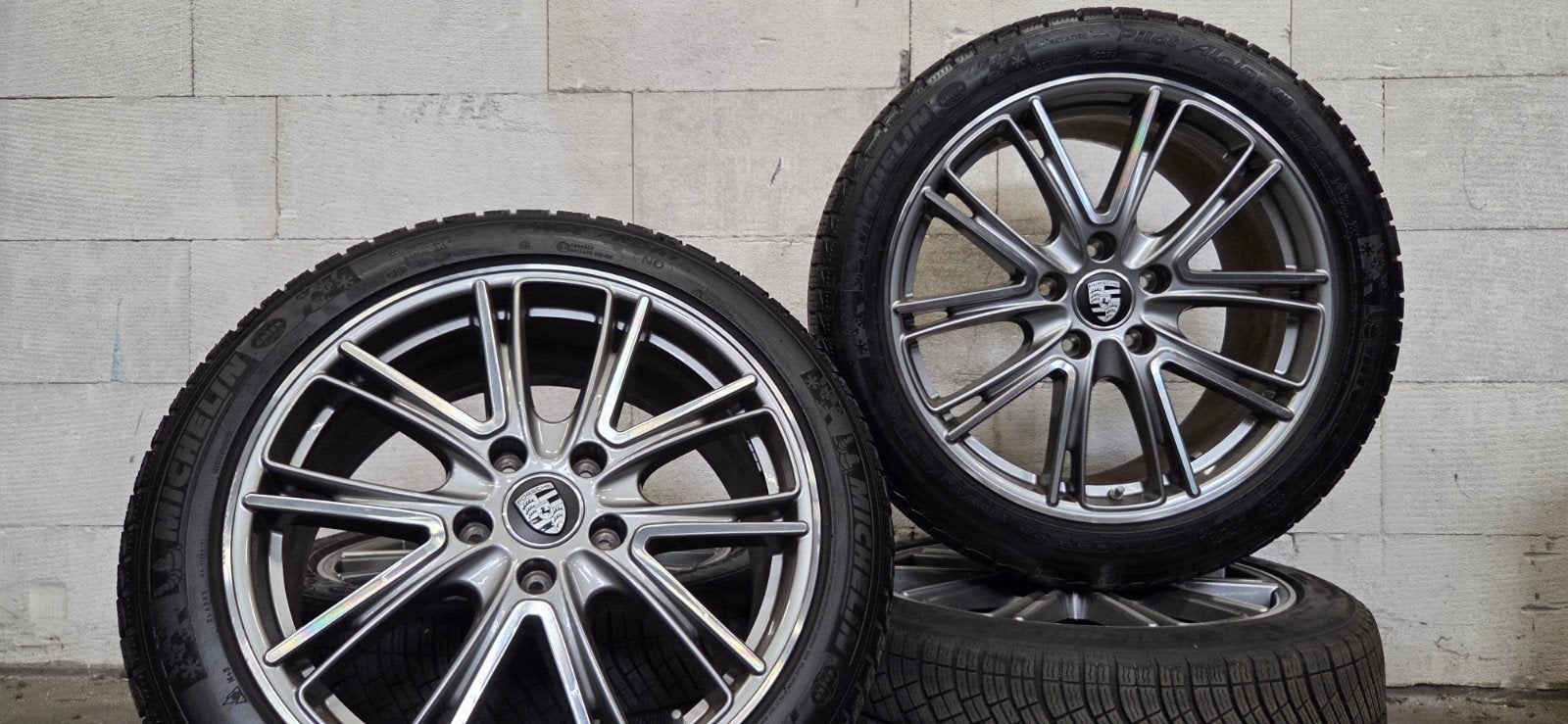 20" Porsche Panamera 971 2G velgen Michelin winterbanden, Gebruikt, 275 mm, Banden en Velgen, V