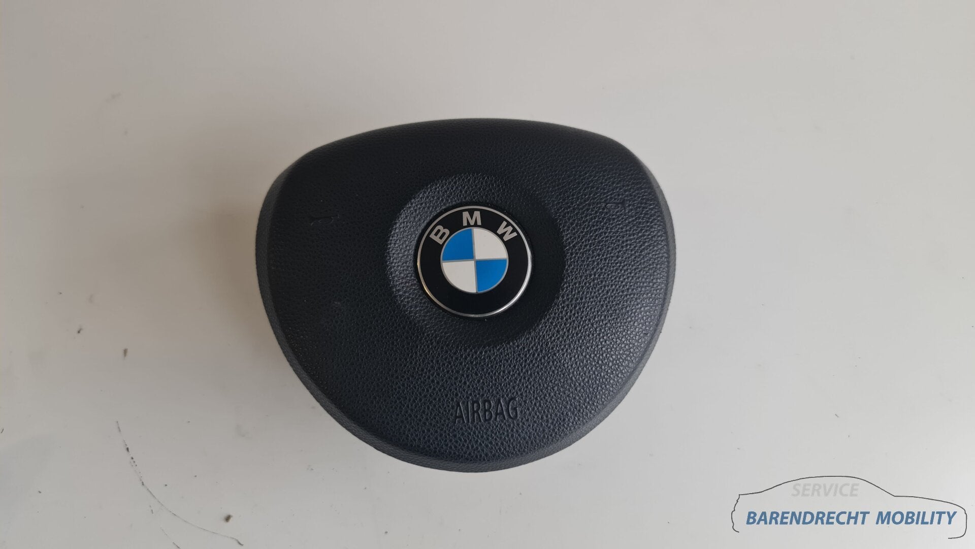 BMW E87 E90 E8x E9x 1 3 serie stuurairbag ronde airbag stuur, Auto-onderdelen, Petuelring 130
80788  Munich, DE, Gebruikt, Info@bmw.de