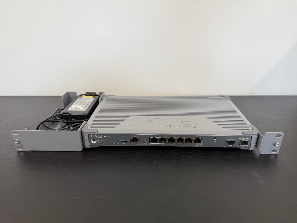 Juniper SRX 300 | Firewall, Ophalen, Zo goed als nieuw, Router, Juniper