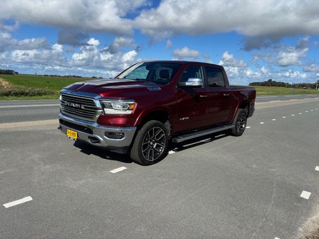 Dodge 1500 Larami 4x4 200L Lpg financiering v/a 350 p/m, Auto's, Automaat, Gebruikt, 5654 cc, Automatische klimaatregeling